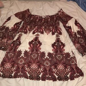 OFF THE SHOULDER FLARED SLEEVE DRESS